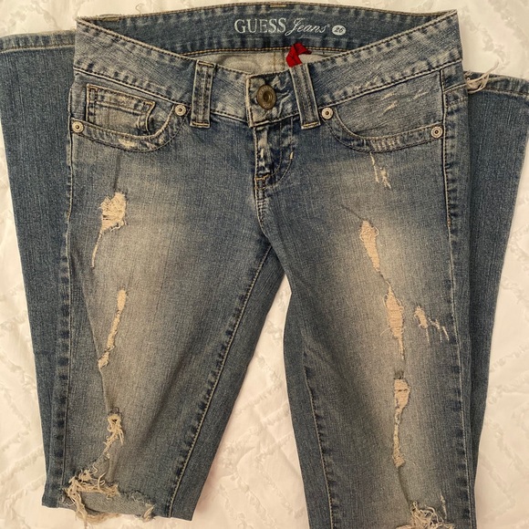 Guess Women’s Daredevil Bootcut Ripped Jeans 26 - Picture 3 of 9